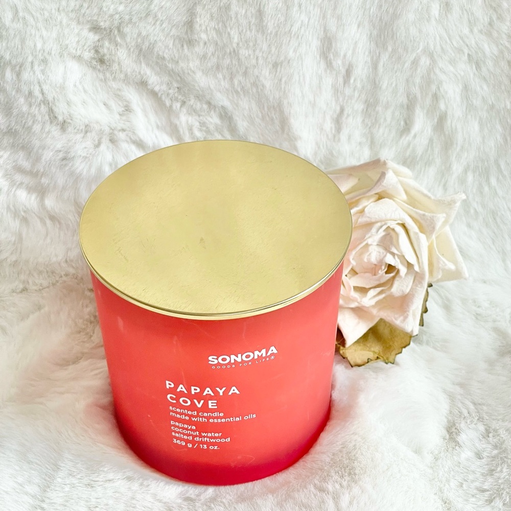New with tags SONOMA PAPAYA COVE SCENTED CANDLE with Essential Oils 13oz 3 wick